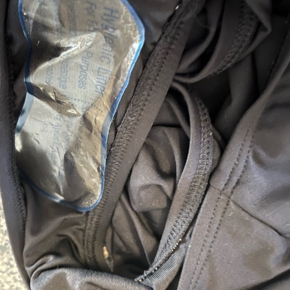 NWT - Michael Kors Belted Surplice Plunge One Piece - Iconic Solids - Size 6 - Picture 7 of 7